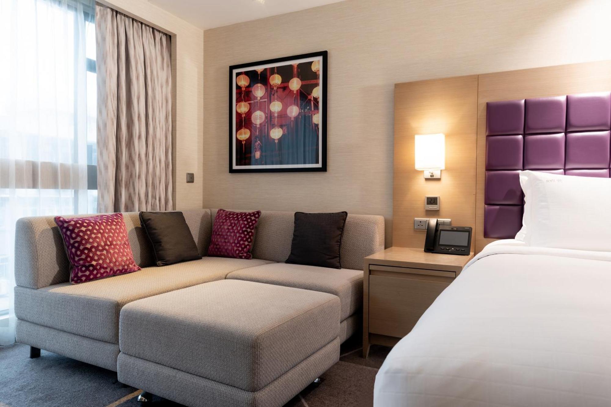Holiday Inn Golden Mile By Ihg Гонконг Екстер'єр фото