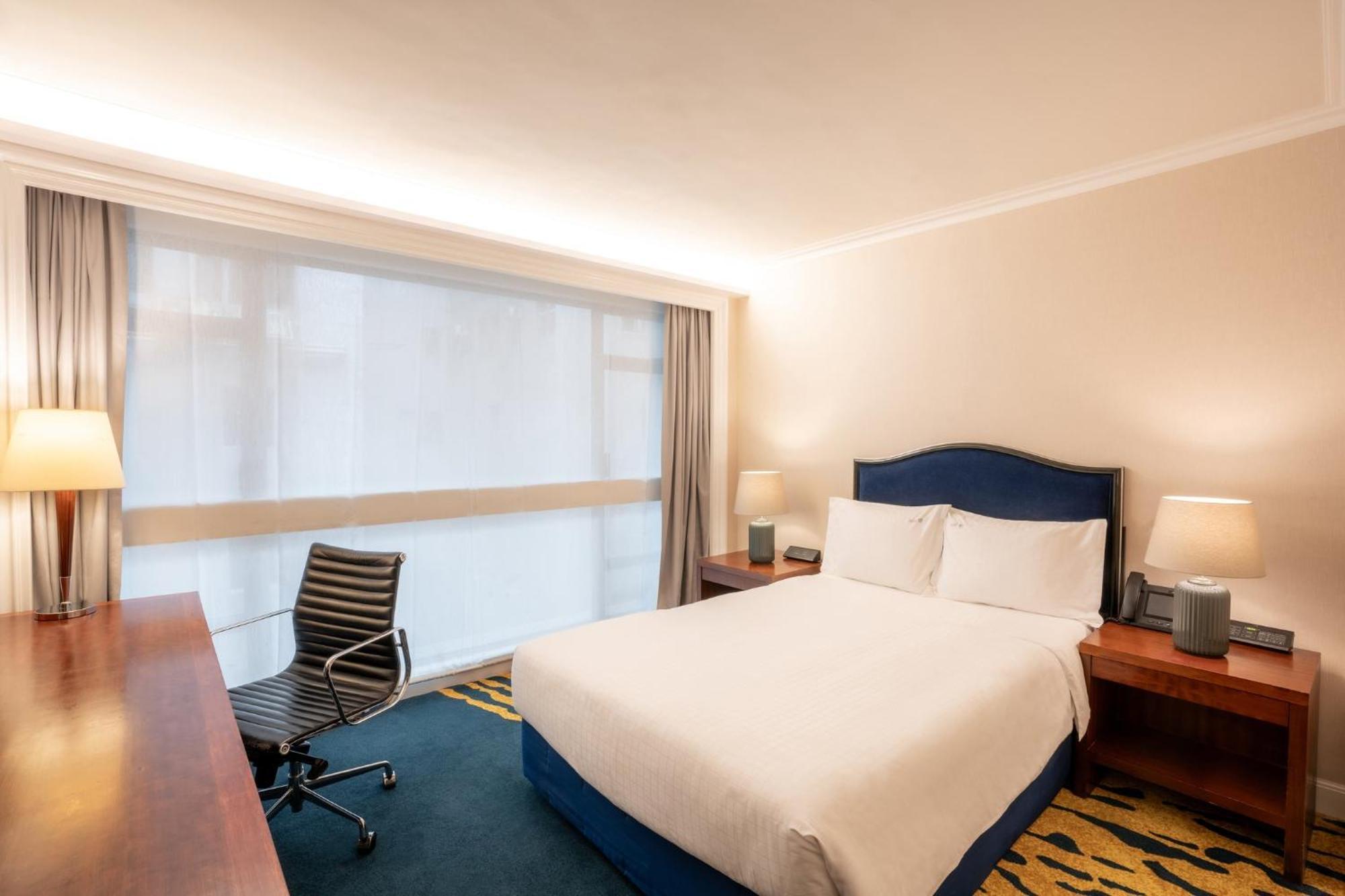 Holiday Inn Golden Mile By Ihg Гонконг Екстер'єр фото