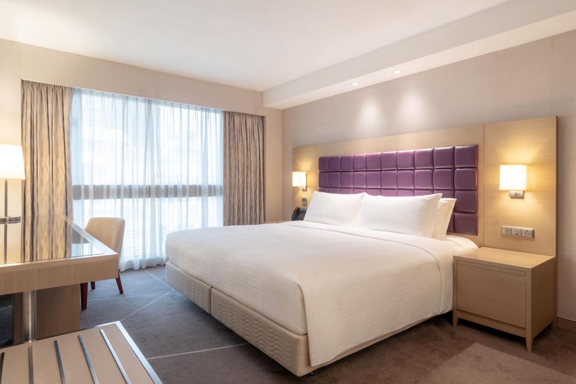 Holiday Inn Golden Mile By Ihg Гонконг Екстер'єр фото