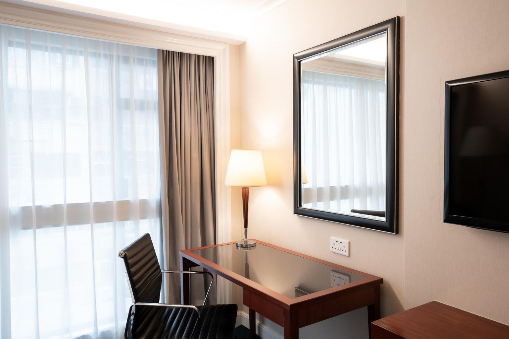 Holiday Inn Golden Mile By Ihg Гонконг Екстер'єр фото
